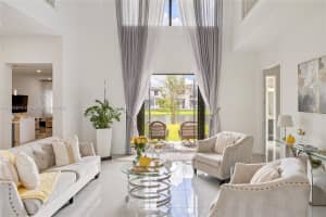 10470 S Lago Vista Cir Parkland, FL 33076 - MLS#A11876874