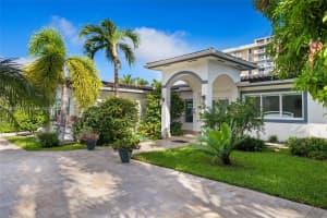 2105 Arch Creek Dr North Miami, FL 33181 - MLS#A11876974