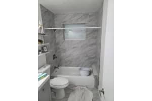 502 Ne 163rd St Miami, FL 33162 - MLS#A11876979