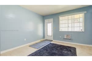 28 Nw 170th St 2 North Miami Beach, FL 33169 - MLS#A11876982