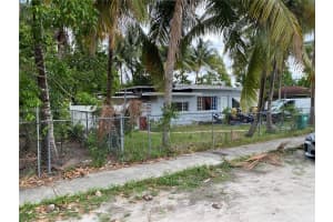 1455 Nw 112th St Miami, FL 33167 - MLS#A11877003