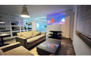 7800 Byron Ave 5, Miami Beach