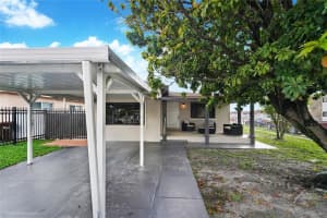 1321 W 2nd Ave 1321 Hialeah, FL 33010 - MLS#A11877019