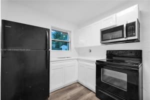 2435 Plunkett St 1 Hollywood, FL 33020 - MLS#A11877028