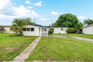 4731 Nw 12th St Lauderhill, FL 33313 - MLS#A11877032