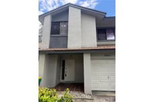 5224 Gate Lake Rd 5224 Tamarac, FL 33319 - MLS#A11877042