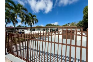 14860 Ne 11th Ave Miami, FL 33161 - MLS#A11877069