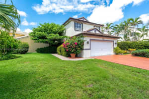 15905 Sw 83rd Ter Miami, FL 33193 - MLS#A11877073