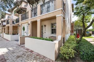 433 Sw 147th Ave 102 Pembroke Pines, FL 33027 - MLS#A11877090