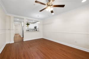 433 Sw 147th Ave 102 Pembroke Pines, FL 33027 - MLS#A11877090