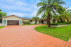 11835 Sw 47th St Miami, FL 33175 - MLS#A11877131