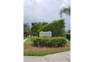 8540 N Sherman Cir 204, Miramar