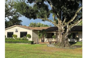 4100 Sw 102nd Ave Davie, FL 33328 - MLS#A11877265