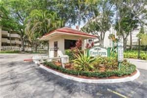 7051 Environ Bl 136, Lauderhill