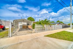 4150 E 9th Ct Hialeah, FL 33013 - MLS#A11877292