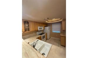 5040 Terrace Palms Cir, Tampa, FL 33617, Sold 10/27/25