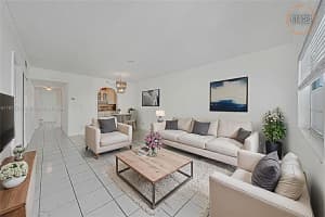 751 Pine Dr 209 Pompano Beach, FL 33060 - MLS#A11877322
