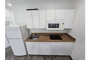 1345 Pennsylvania Ave 2c Miami Beach, FL 33139 - MLS#A11877337