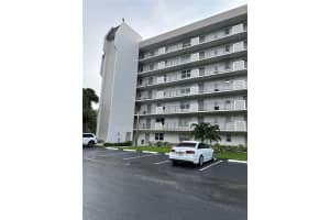 3100 W Rolling Hills Cir 702 Davie, FL 33328 - MLS#A11877341