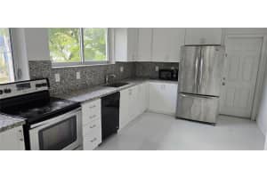 3915 Ponce De Leon Blvd L2 Coral Gables, FL 33134 - MLS#A11877346