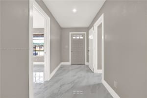 951 W 30th St 1 Hialeah, FL 33012 - MLS#A11877352