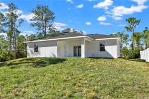2910 Flora Ave N Lehigh Acres, FL 33971 - MLS#A11877391