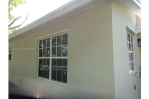 10020 Dominican Dr, Cutler Bay