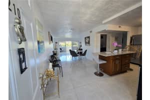 9359 Fontainebleau Blvd, Miami, FL 33172, Sold 12/01/25