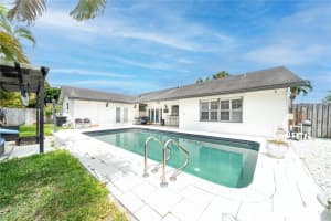 7354 Nw 49th Ct Lauderhill, FL 33319 - MLS#A11877451