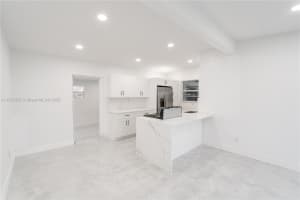4041 Ne 15th Ter Pompano Beach, FL 33064 - MLS#A11877452