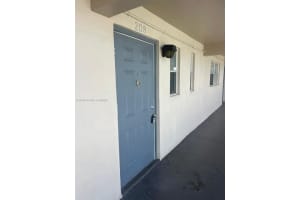 7960 N Colony Cir N 208 Tamarac, FL 33321 - MLS#A11877453