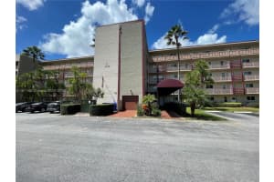 2106 S Cypress Bend Dr 107, Pompano Beach