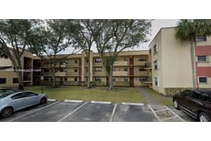 3199 Foxcroft Rd 113 Miramar, FL 33025 - MLS#A11877471