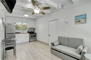 1205 Nw 3rd Ave 2a Fort Lauderdale, FL 33311 - MLS#A11877490