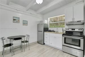 1205 Nw 3rd Ave 2a Fort Lauderdale, FL 33311 - MLS#A11877490