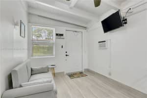 1205 Nw 3rd Ave 2a Fort Lauderdale, FL 33311 - MLS#A11877490