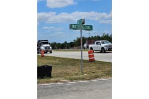 140 Crestmore Dr Lake Placid, FL 33852 - MLS#A11877525