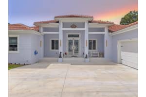 501 Thompson Ave Lehigh Acres, FL 33972 - MLS#A11877563