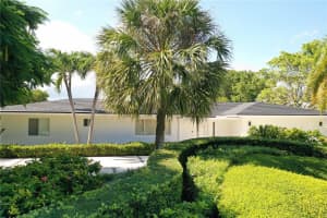 200 Harbor Dr Key Biscayne, FL 33149 - MLS#A11877575
