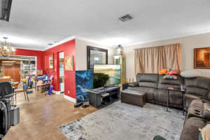 6330 Madison St Hollywood, FL 33023 - MLS#A11877585