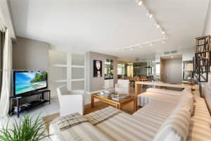 1121 Crandon Blvd E1206 Key Biscayne, FL 33149 - MLS#A11877600