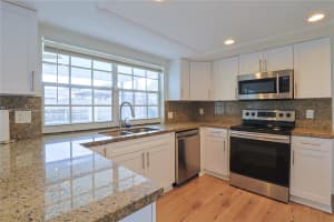 9020 Nw 21st Ct Pembroke Pines, FL 33024 - MLS#A11877631