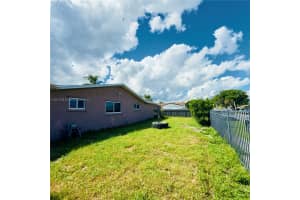 8801 Nw 6th St Pembroke Pines, FL 33024 - MLS#A11877638