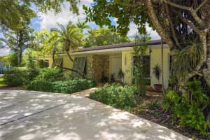 13900 Sw 72nd Ct Palmetto Bay, FL 33158 - MLS#A11877644