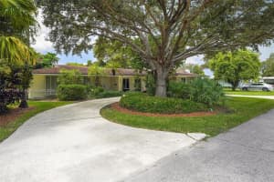 13900 Sw 72nd Ct Palmetto Bay, FL 33158 - MLS#A11877644