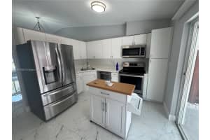 7684 Nw 179th St Hialeah, FL 33015 - MLS#A11877684