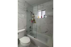 7684 Nw 179th St Hialeah, FL 33015 - MLS#A11877684