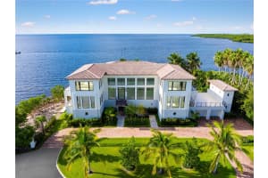 650 Lugo Ave Coral Gables, FL 33156 - MLS#A11877687