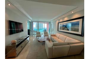 300 S Pointe Dr 2806 Miami Beach, FL 33139 - MLS#A11877697