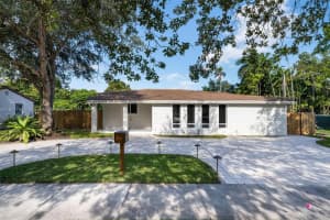 234 Minola Dr, Miami Springs
